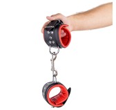 Menottes Rembourrées en cuir pour les poignets Noir-Rouge Menottes Rembourrées en cuir pour les poignets Noir-Rouge