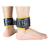 Menottes en cuir rembourrées pour Chevilles Noir-Jaune Menottes en cuir rembourrées pour Chevilles Noir-Jaune
