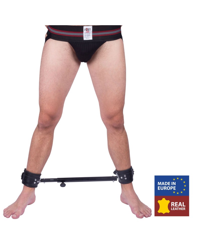 Barre en métal réglable avec menottes en cuir - 35 à 60cm Barre en métal réglable avec menottes en cuir - 35 à 60cm